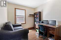 1402 Elsmere AVENUE | Windsor Ontario | Slide Image Eighteen