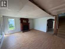 656 MCNAUGHTON AVENUE East | Chatham Ontario | Slide Image Six