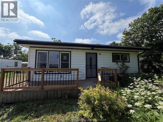 656 MCNAUGHTON AVENUE East Chatham Ontario, N7L 0E4 - 2 Bedrooms Home For Sale