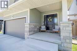 16 Cabot TRAIL | Chatham Ontario | Slide Image Two