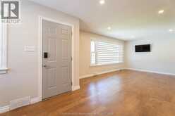 15 O'BRIEN DRIVE | Chatham Ontario | Slide Image Three