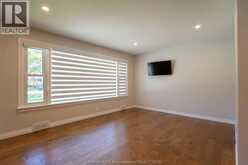 15 O'BRIEN DRIVE | Chatham Ontario | Slide Image Four