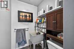 425 Park AVENUE West | Chatham Ontario | Slide Image Forty