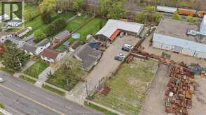 425 Park AVENUE West | Chatham Ontario | Slide Image Forty-nine
