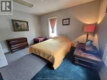 257 ST. CLAIR STREET | Chatham Ontario | Slide Image Eleven