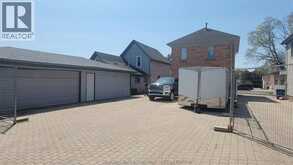 257 ST. CLAIR STREET | Chatham Ontario | Slide Image Twenty