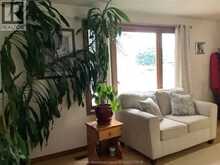 17 Country LANE | Chatham Ontario | Slide Image Six
