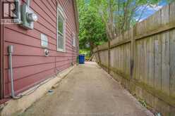 194 Murray STREET | Chatham Ontario | Slide Image Four