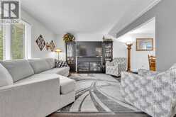 5 Phyllis AVENUE | Chatham Ontario | Slide Image Fourteen