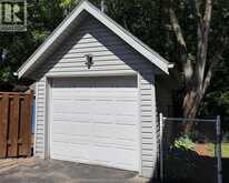20 Sparks DRIVE | Chatham Ontario | Slide Image Seventeen