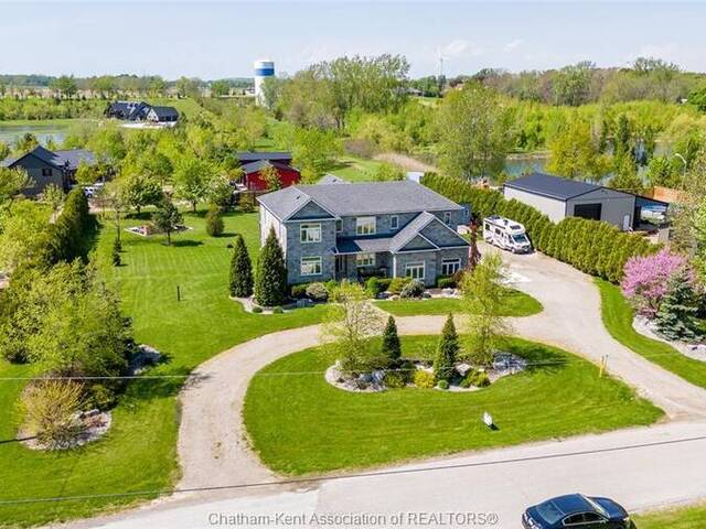 8545 Water STREET Chatham-Kent Ontario, N0P 1E0 - 5 Bedrooms Waterfront Home For sale