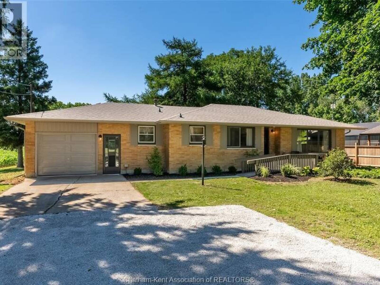140 Gregory DRIVE East, Chatham, Ontario N7L 0E1