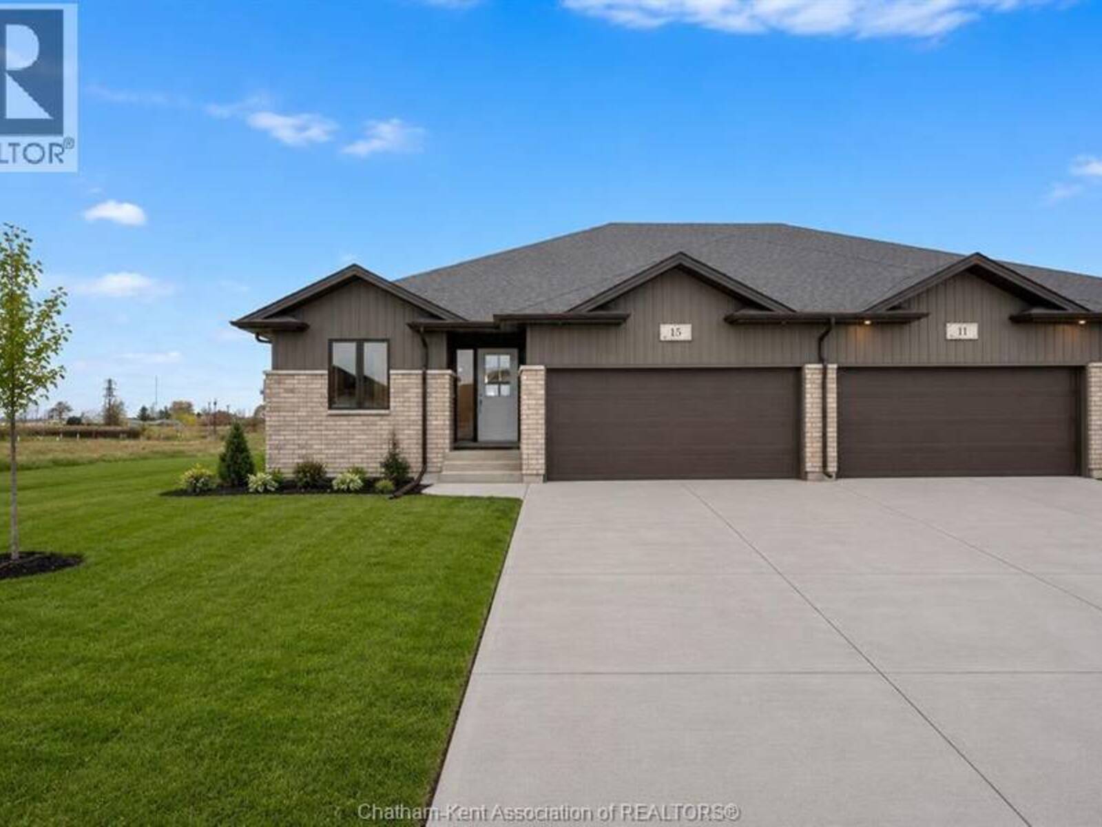 27 Cornerstone PLACE, Chatham, Ontario N7M 0V8