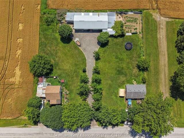 8310/8320 SEVENTH LINE Chatham Ontario, N7M 0L8 - 5 Bedrooms Home For Sale