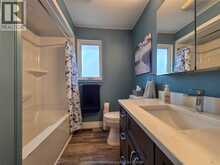 170 LACROIX STREET | Chatham Ontario | Slide Image Thirty-one