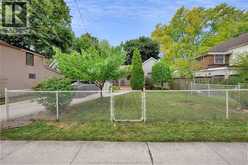 185 Thames STREET | Chatham Ontario | Slide Image Four