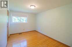 24 FINCH AVENUE | Chatham Ontario | Slide Image Fifteen