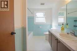 24 FINCH AVENUE | Chatham Ontario | Slide Image Seventeen