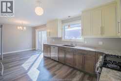 24 FINCH AVENUE | Chatham Ontario | Slide Image Five