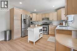 34 Queensway DRIVE | Chatham Ontario | Slide Image Nineteen