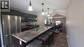 422 Twilight TRAIL | Chatham Ontario | Slide Image Eight