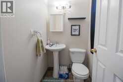 264 Forest STREET | Chatham Ontario | Slide Image Sixteen