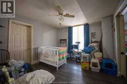 34 CAMPBELL STREET | Chatham Ontario | Slide Image Eight