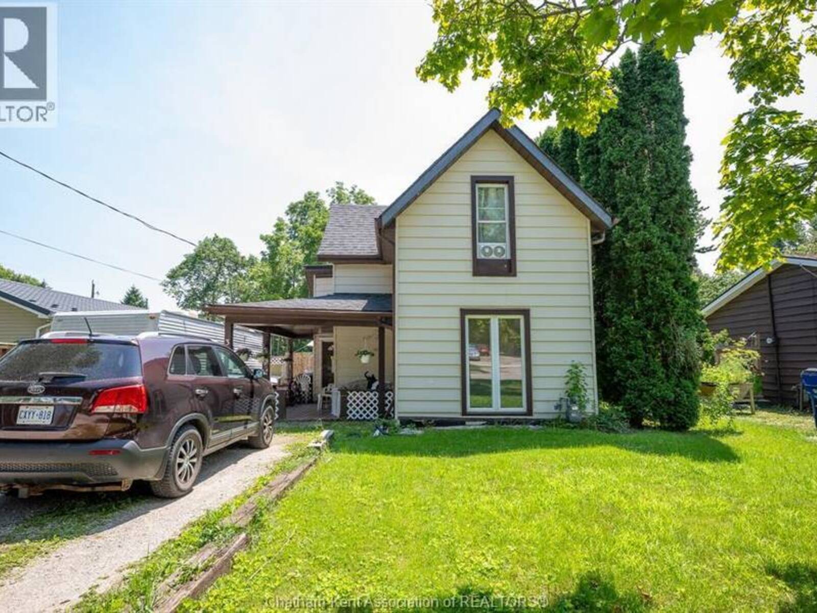 34 CAMPBELL STREET, Chatham, Ontario N7L 5C5