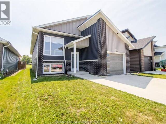 223 MANNING DRIVE DRIVE Chatham Ontario, N7M 0S5 - 3 Bedrooms Home For Sale