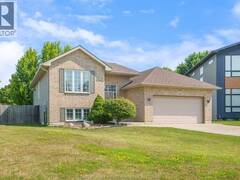 415 SILVER SANDS LANE St. Clair Ontario, N0N 1G0