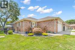 26-21 EARL DRIVE | Chatham Ontario | Slide Image Thirty