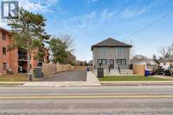 248 PARK AVENUE East | Chatham Ontario | Slide Image Thirty-one