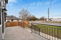248 PARK AVENUE East | Chatham Ontario | Slide Image Thirty-two