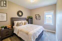 124 Grassland GROVE | Chatham Ontario | Slide Image Thirteen