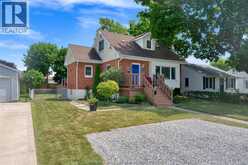 94 Dundas STREET | Wallaceburg Ontario | Slide Image Two