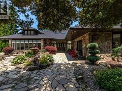 3 Pine Crest ROAD Chatham Ontario, N7M 4H4