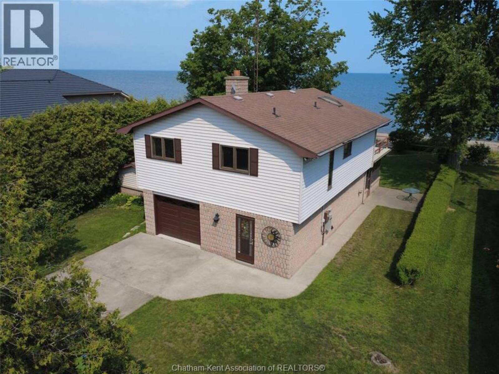 12040 Rose Beach LINE, Chatham-Kent, Ontario N0P 1X0
