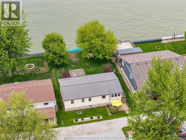 14270 CRYSTAL BEACH ROAD Lakeshore Ontario, N0R 1N0 - 3 Bedrooms Waterfront Home For sale