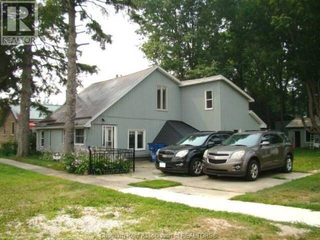 280 VICTORIA STREET Chatham-Kent Ontario, N0P 1T0 - 4 Bedrooms Home For Sale