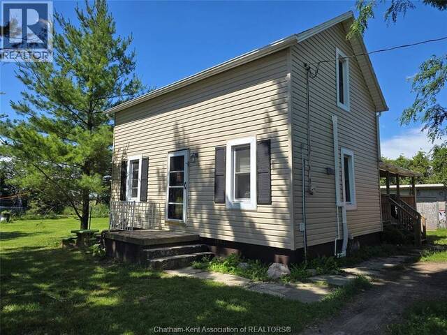 22491 COOPER ROAD Chatham-Kent Ontario, N0P 1W0 - 2 Bedrooms Home For Sale