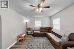 14 McNaughton AVENUE | Wallaceburg Ontario | Slide Image Twelve