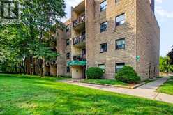 130 Park AVENUE East Unit# 404 | Chatham Ontario | Slide Image One