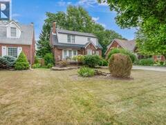 561 QUEEN STREET Chatham Ontario, N7M 2J7