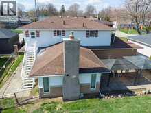16 ARTHUR DRIVE | Chatham Ontario | Slide Image Three