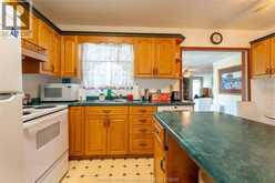 16 ARTHUR DRIVE | Chatham Ontario | Slide Image Eight