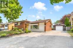 214 BALDOON ROAD | Chatham Ontario | Slide Image Four