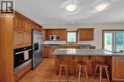 7100 Talbot TRAIL | Chatham-Kent Ontario | Slide Image Ten