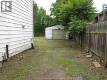 30 Delaware AVENUE | Chatham Ontario | Slide Image Four