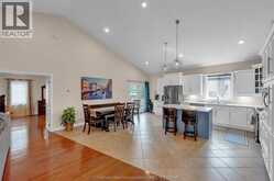45 MORNING GLORY LANE | Chatham Ontario | Slide Image Thirteen