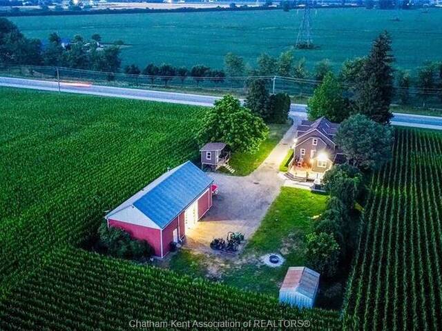 21956 CHARING CROSS ROAD Chatham-Kent Ontario, N7M 5J6 - 3 Bedrooms Home For Sale